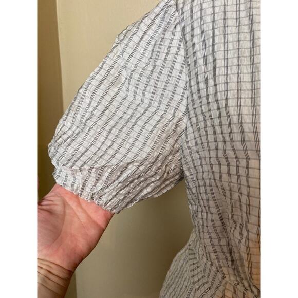 club monaco Grid Double V Tie Back Top small blouse - Picture 3 of 7